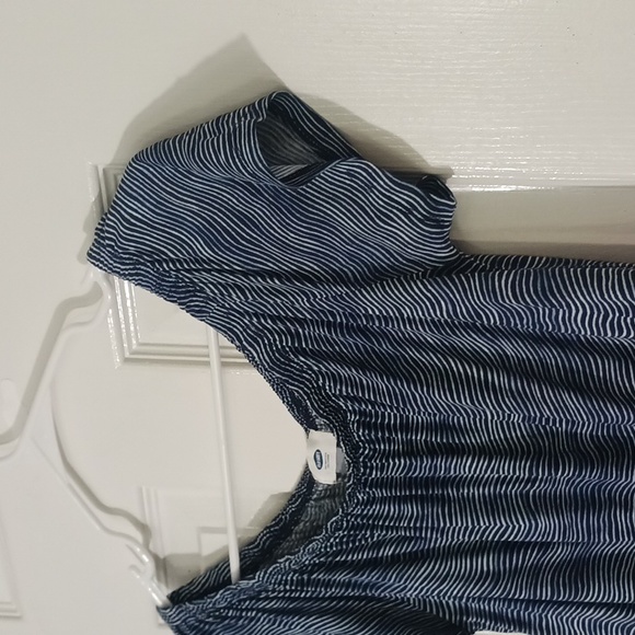 Old Navy Blouse Striped - Picture 3 of 4